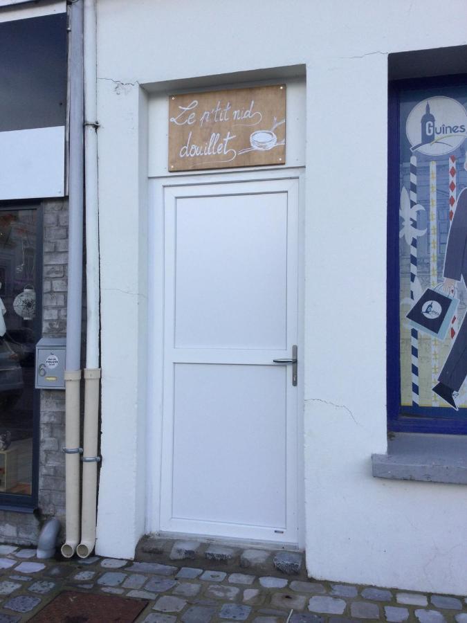 Apartamento Au P'Tit Nid Douillet Guînes Exterior foto